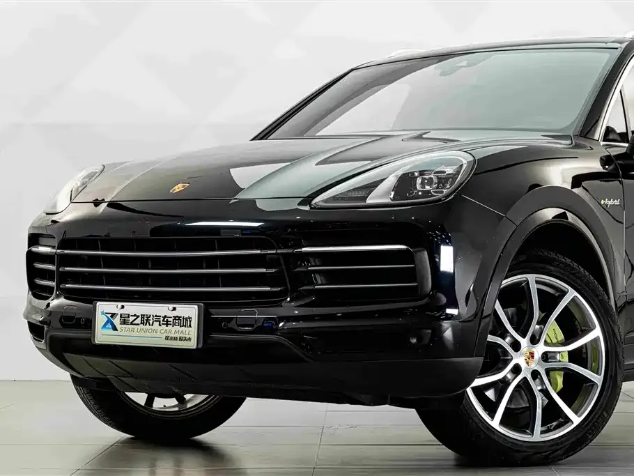 Porsche Cayenne Hybrid — фото 10