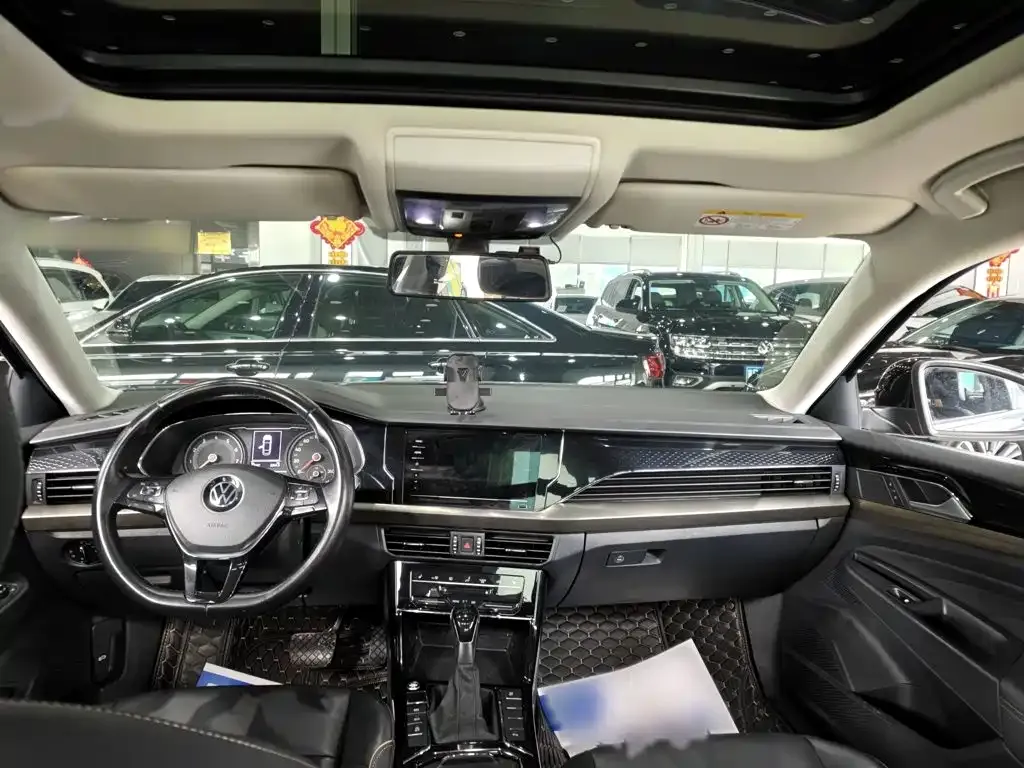 Volkswagen Passat — фото 5