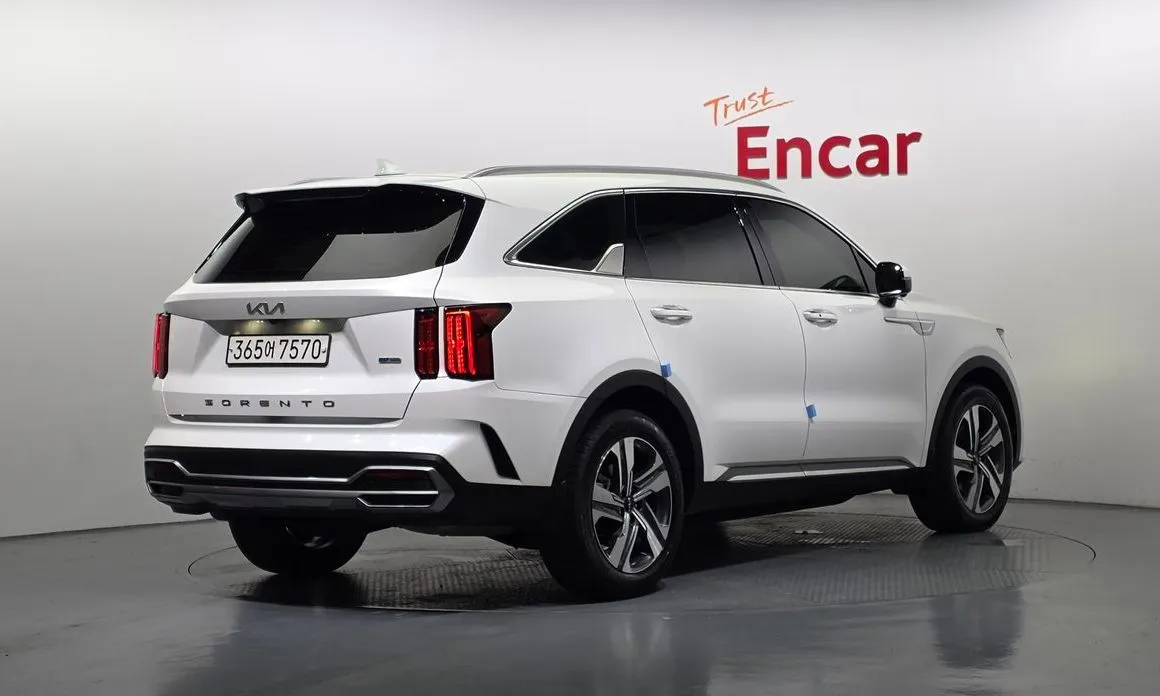Kia Sorento — фото 3