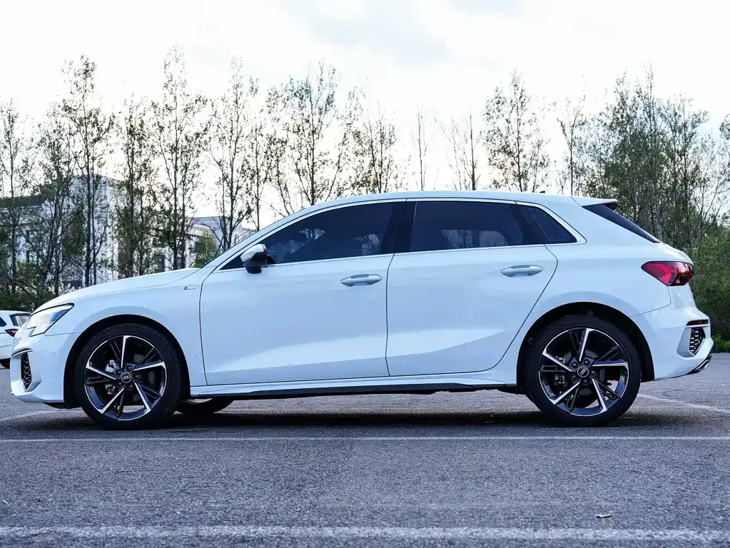 Audi A3 — фото 10