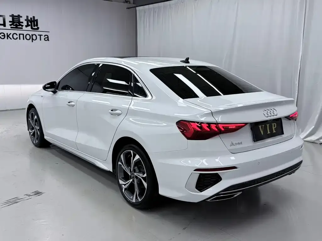 Audi A3 — фото 2