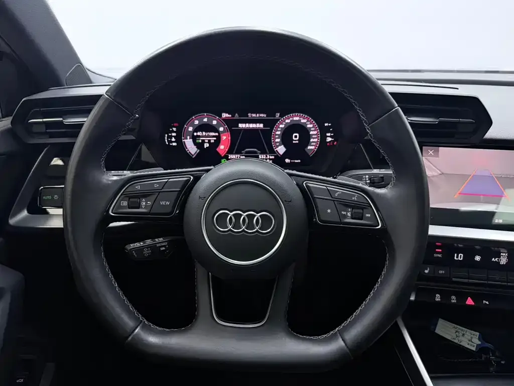 Audi A3 — фото 9
