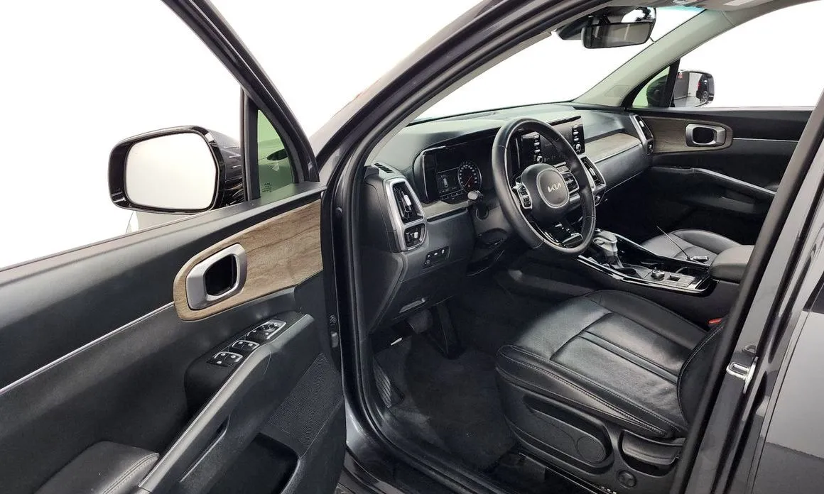 Kia Sorento — фото 5