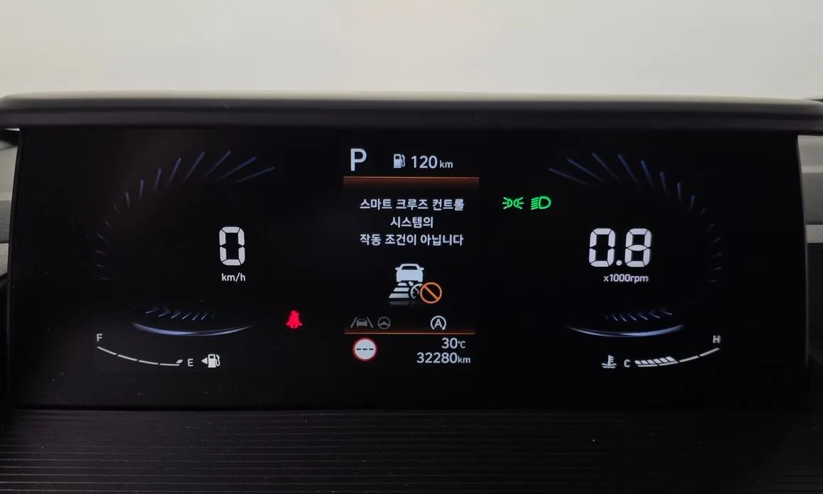 Hyundai Staria — фото 2