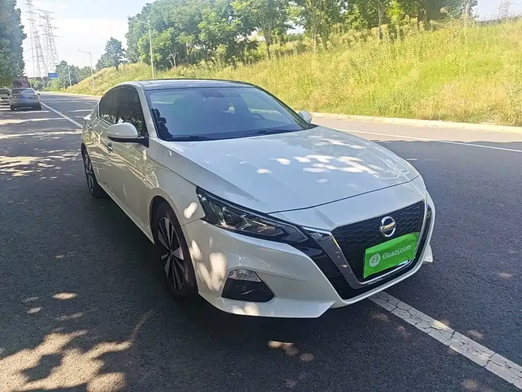 Nissan Teana — фото 2