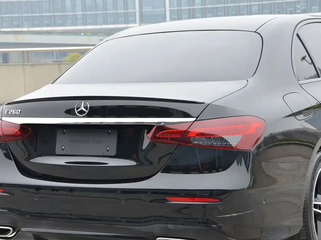Mercedes-Benz E-Class (Import) — фото 2