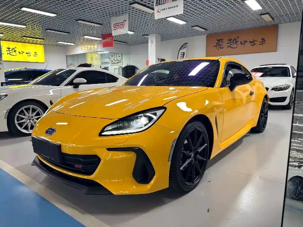 Subaru BRZ — фото 1