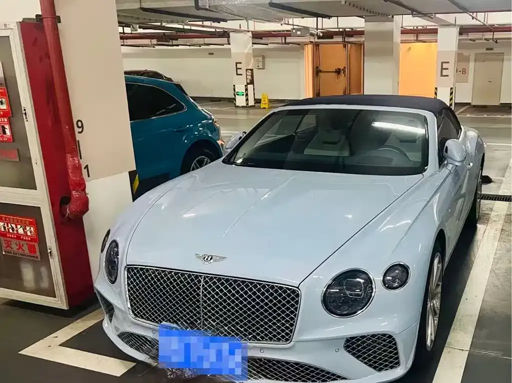 Bentley Continental — фото 1