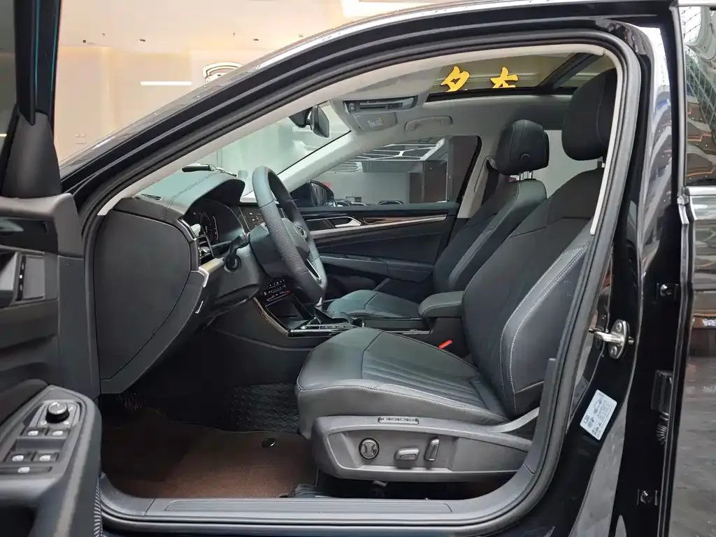 Volkswagen Passat — фото 9