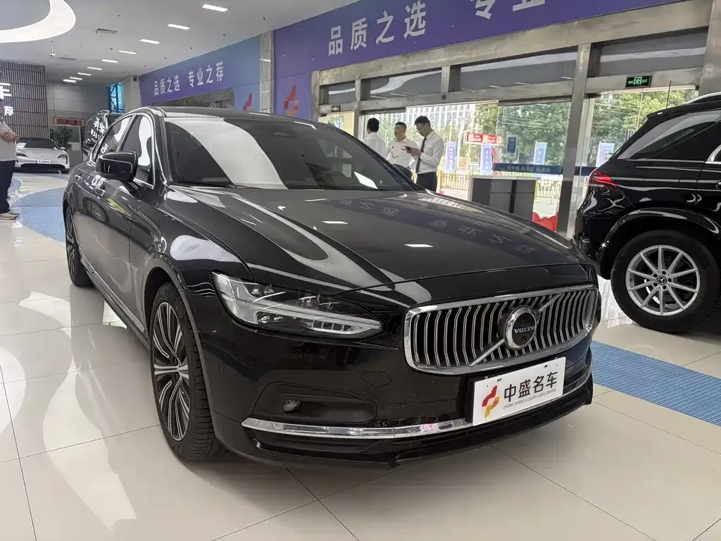 Volvo S90 — фото 9