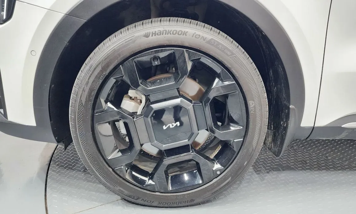 Kia Sorento — фото 2