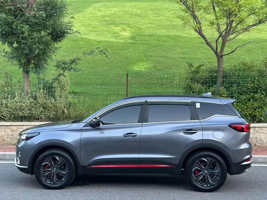 Chery Tiggo 7 — фото 10