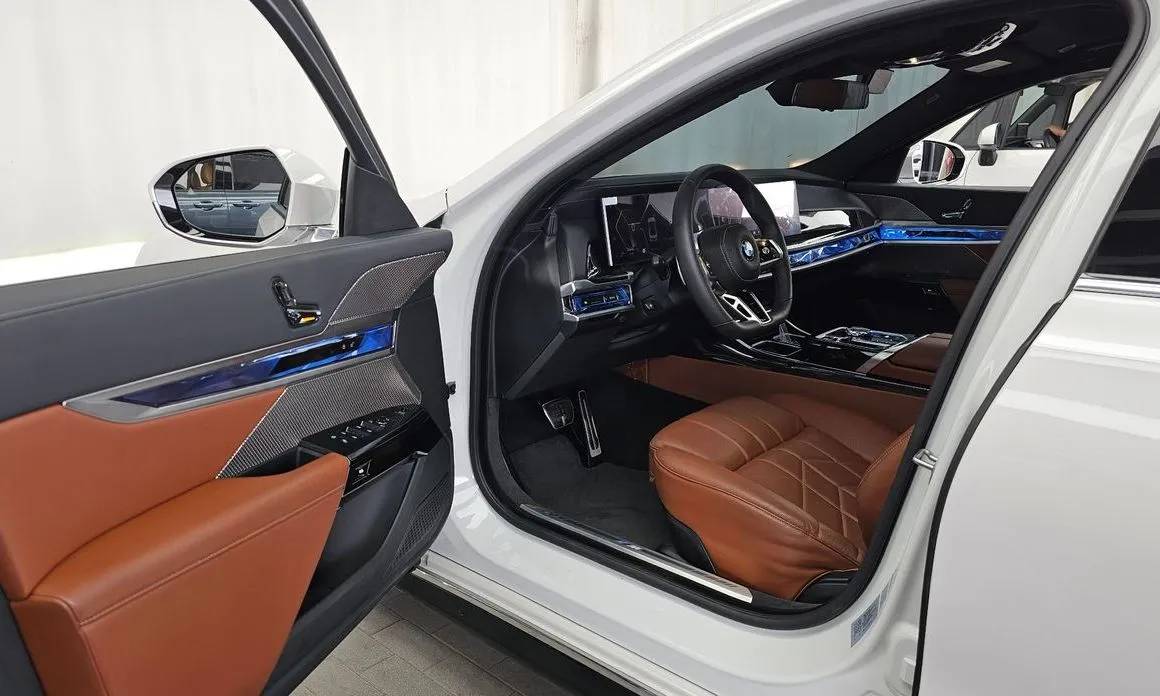 BMW 7-Series 2025 из KR, фото 10