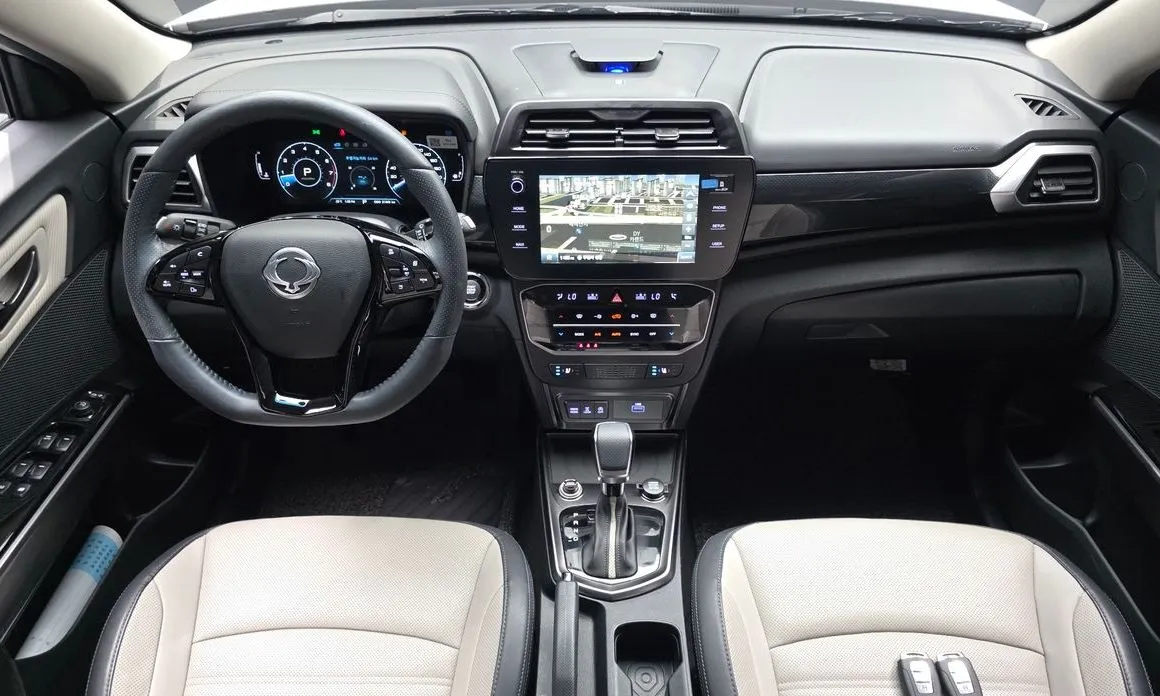 KG Mobility (Ssangyong) TIBOLI 2024 из KR, фото 10