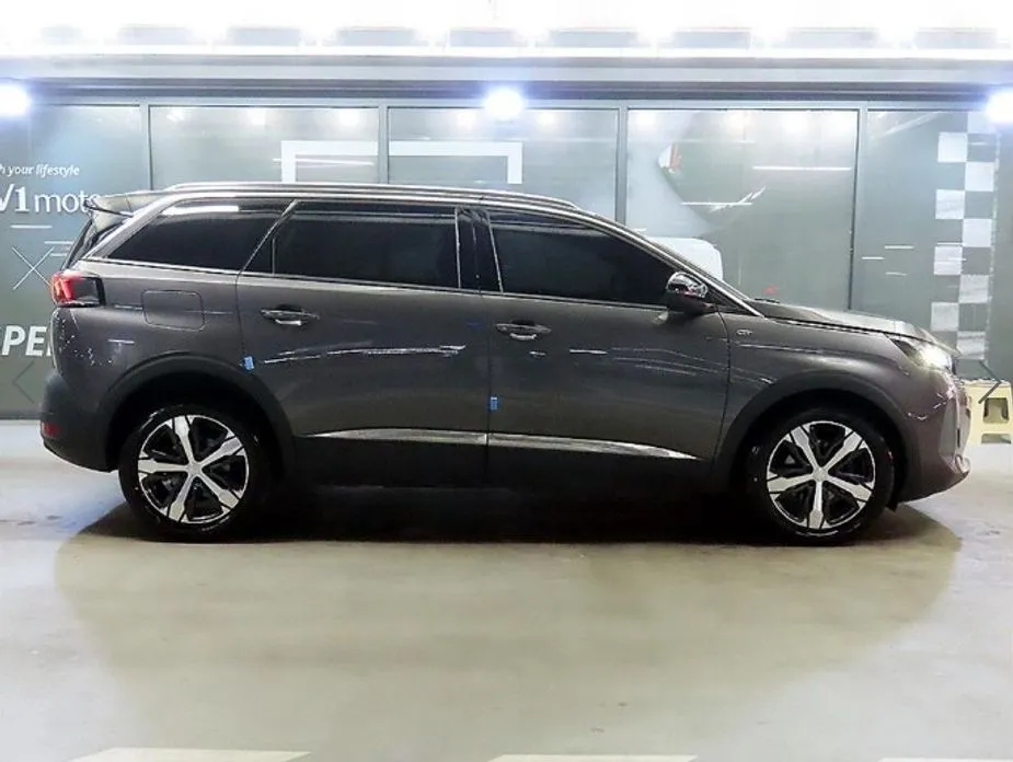 Peugeot 5008 — фото 3