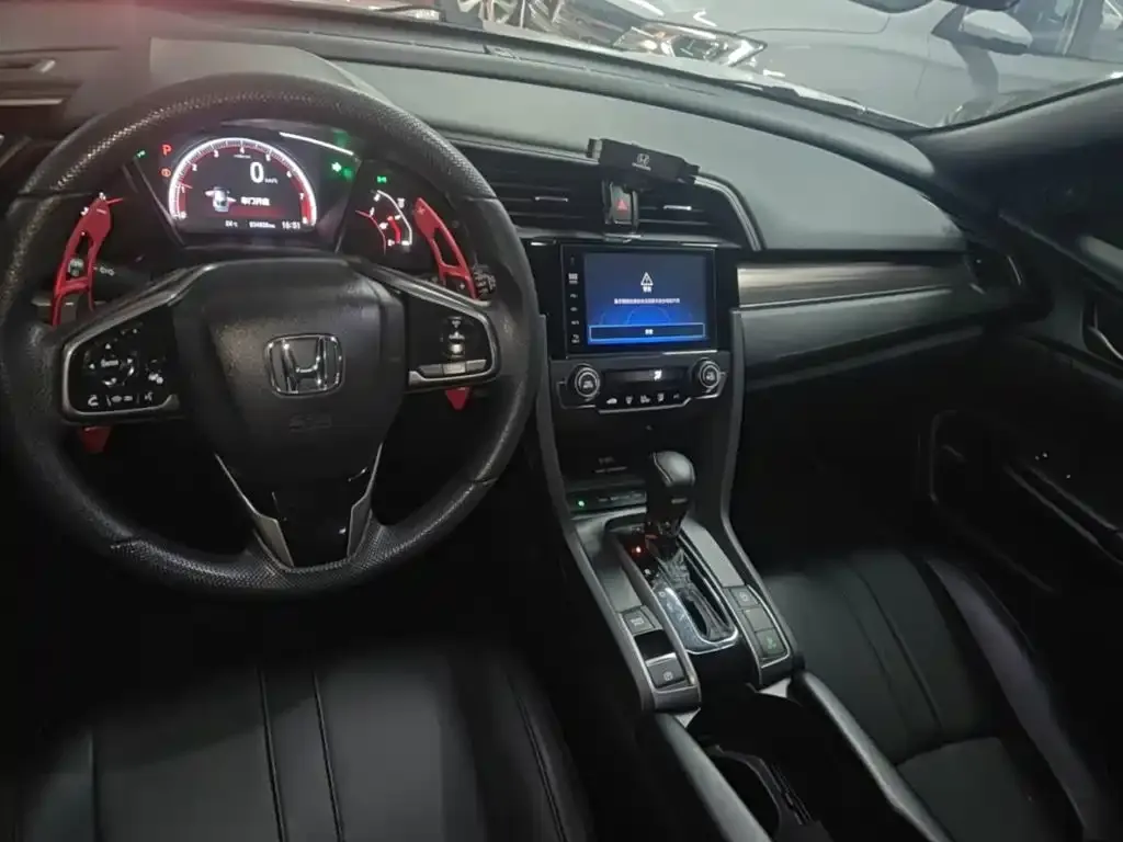 Honda Civic — фото 7