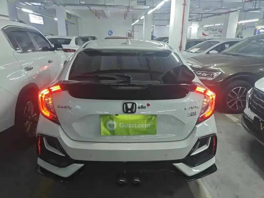 Honda Civic — фото 10