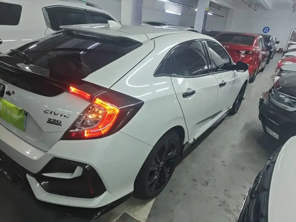 Honda Civic — фото 9