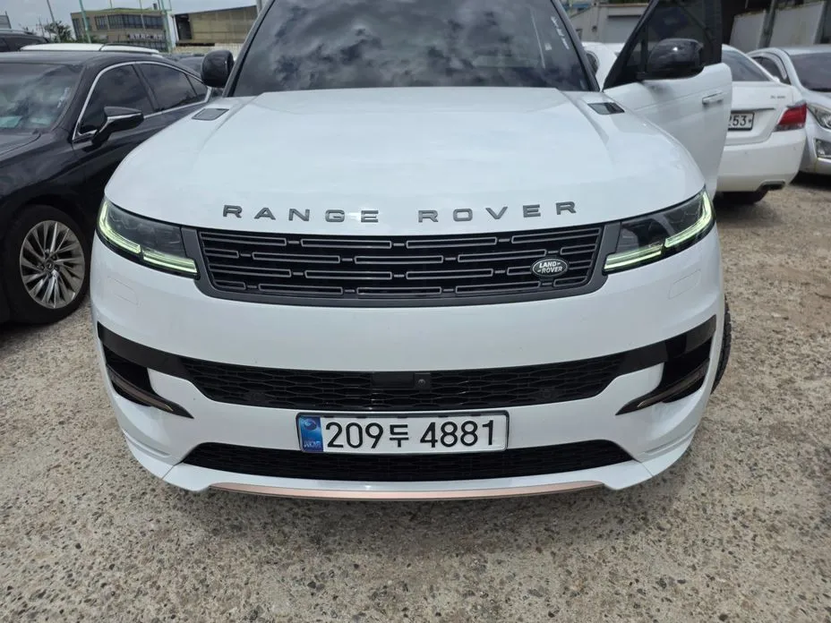 Land Rover Range Rover Sport — фото 1