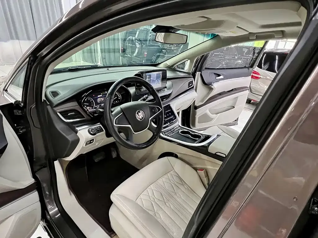 Buick GL8 2024 из CN, фото 4