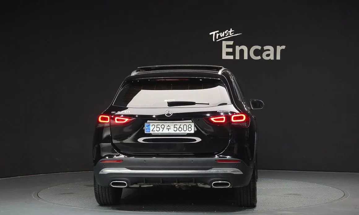 Mercedes-Benz GLA-Class — фото 2