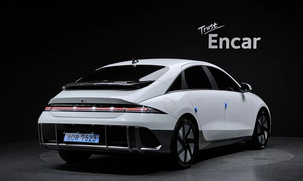 Hyundai Ioniq6 — фото 10