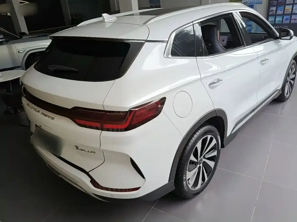 BYD PLUS New Energy — фото 5