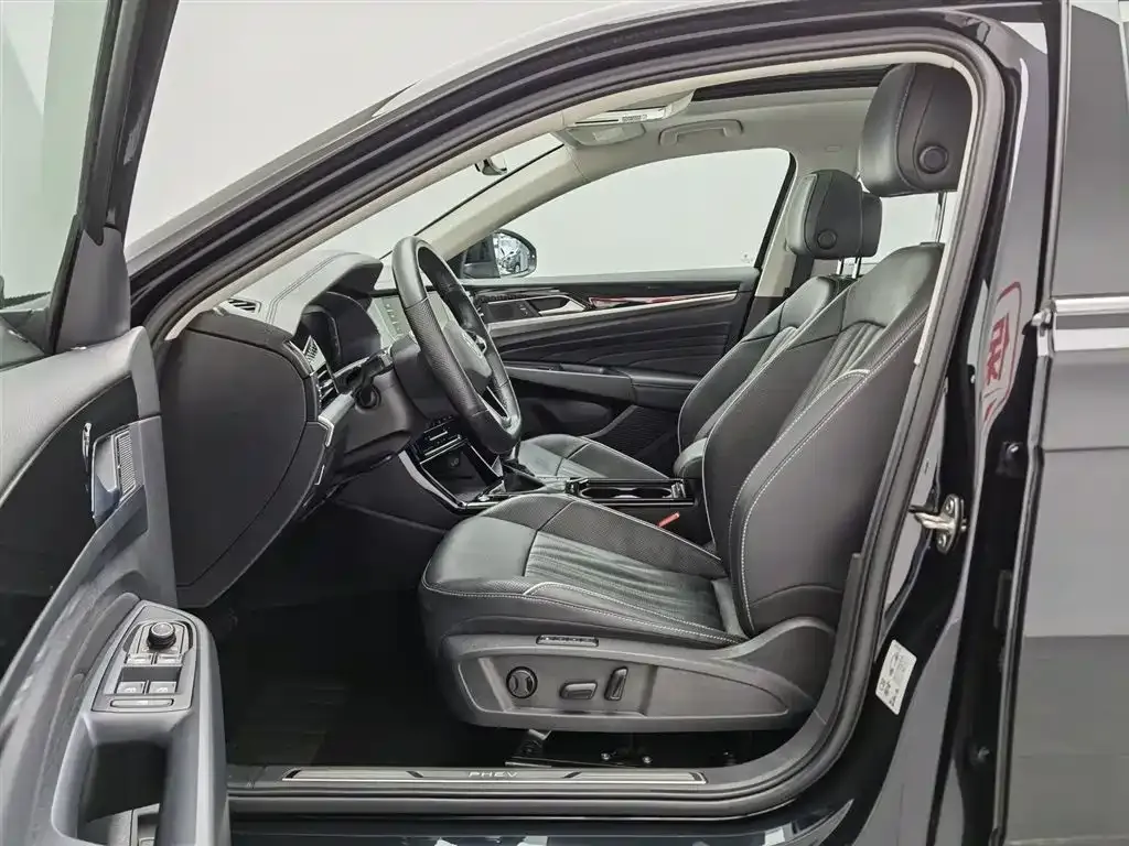 Volkswagen 帕萨特插电混动 — фото 7