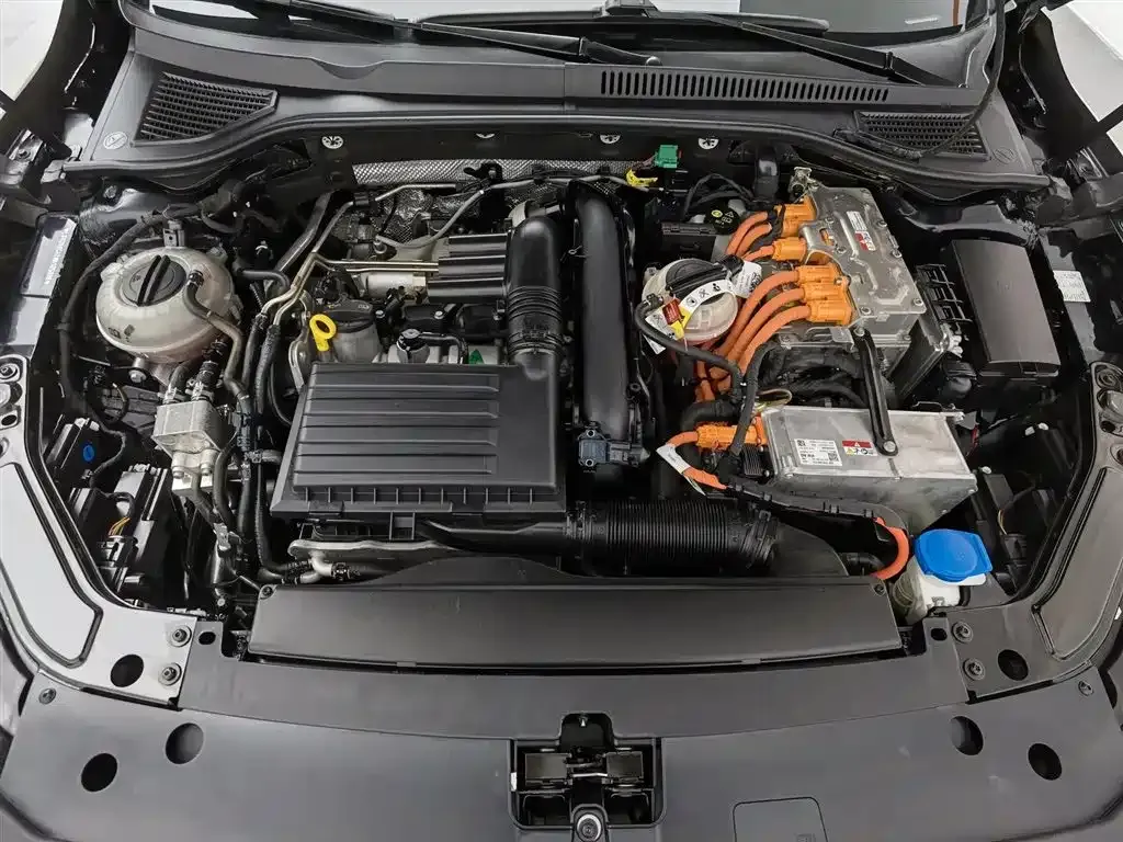 Volkswagen 帕萨特插电混动 — фото 9