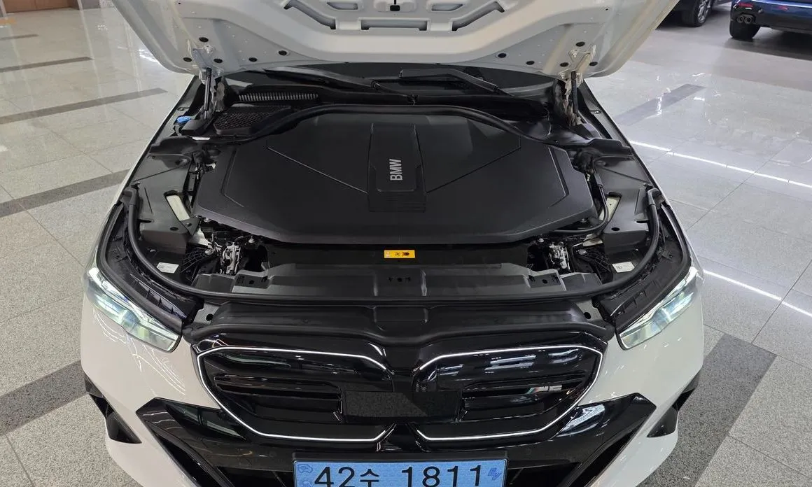 BMW i5 2025 из KR, фото 6