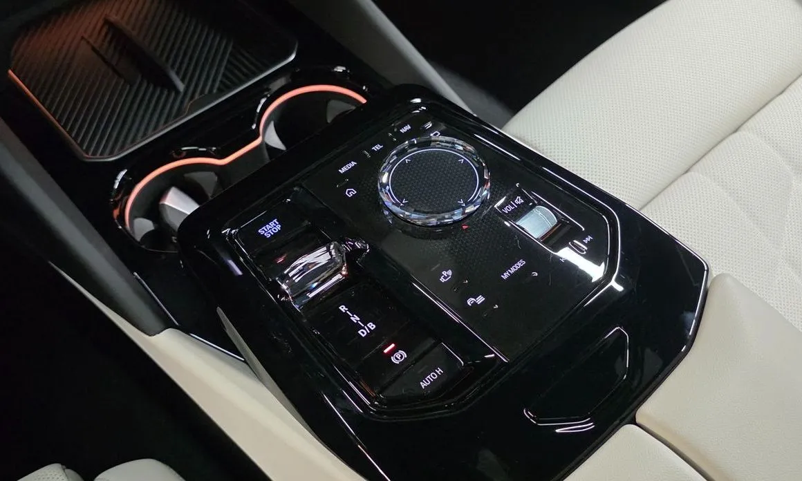 BMW i5 2025 из KR, фото 7