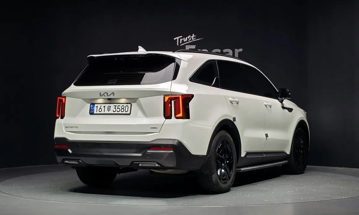 Kia Sorento — фото 8