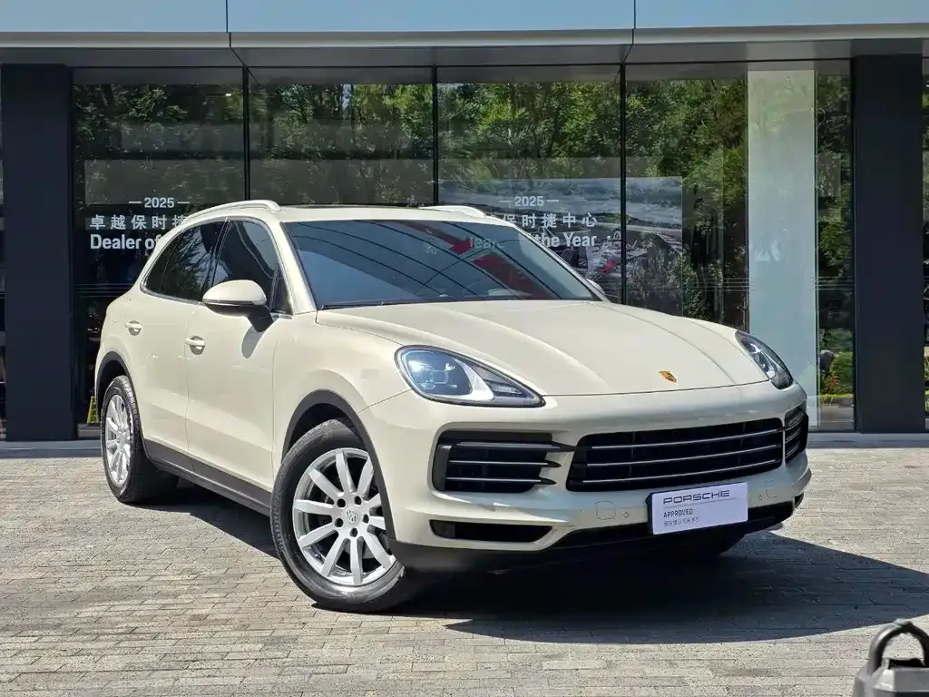 Porsche Cayenne — фото 5
