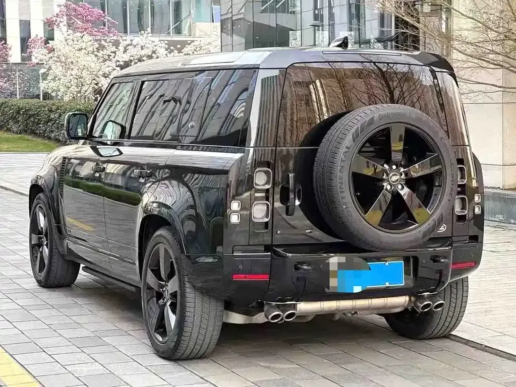 Land Rover Defender — фото 5