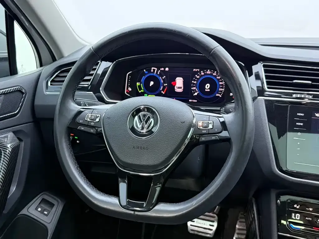 Volkswagen 途观L插电混动 — фото 9