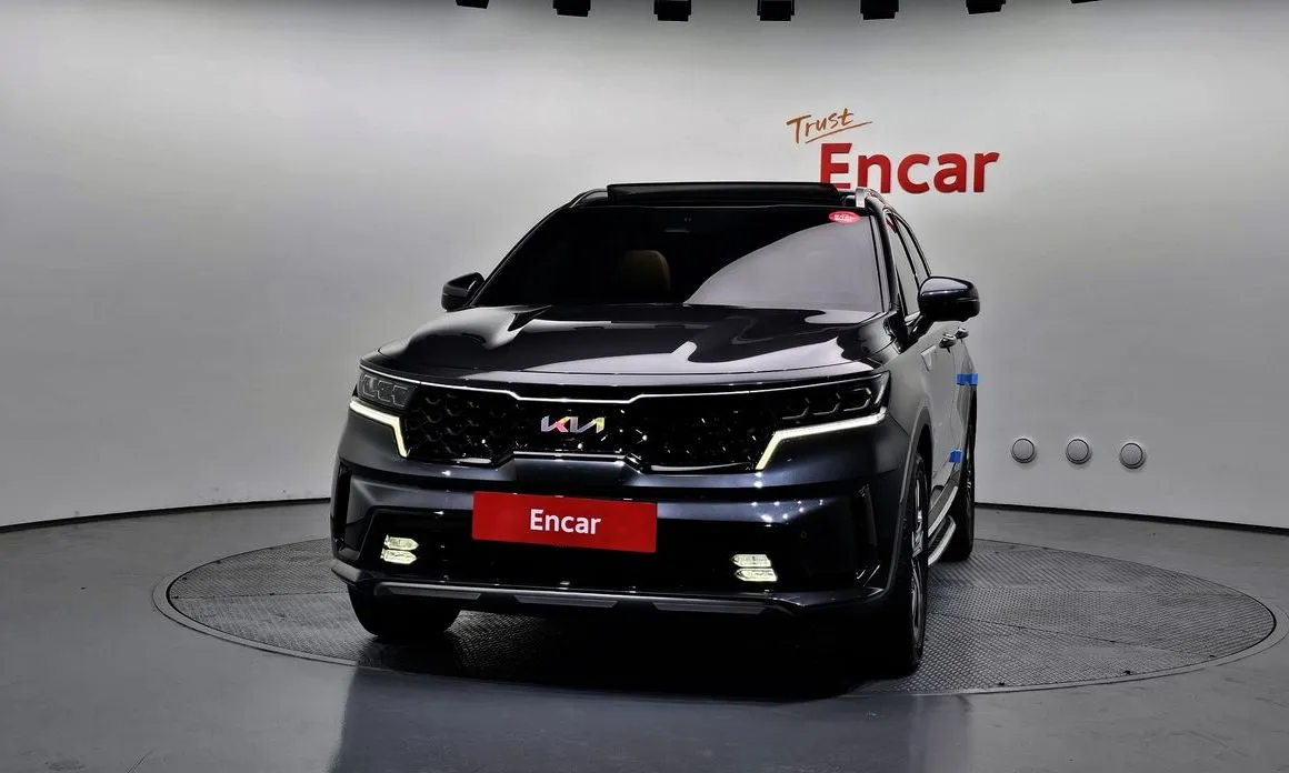 Kia Sorento — фото 9