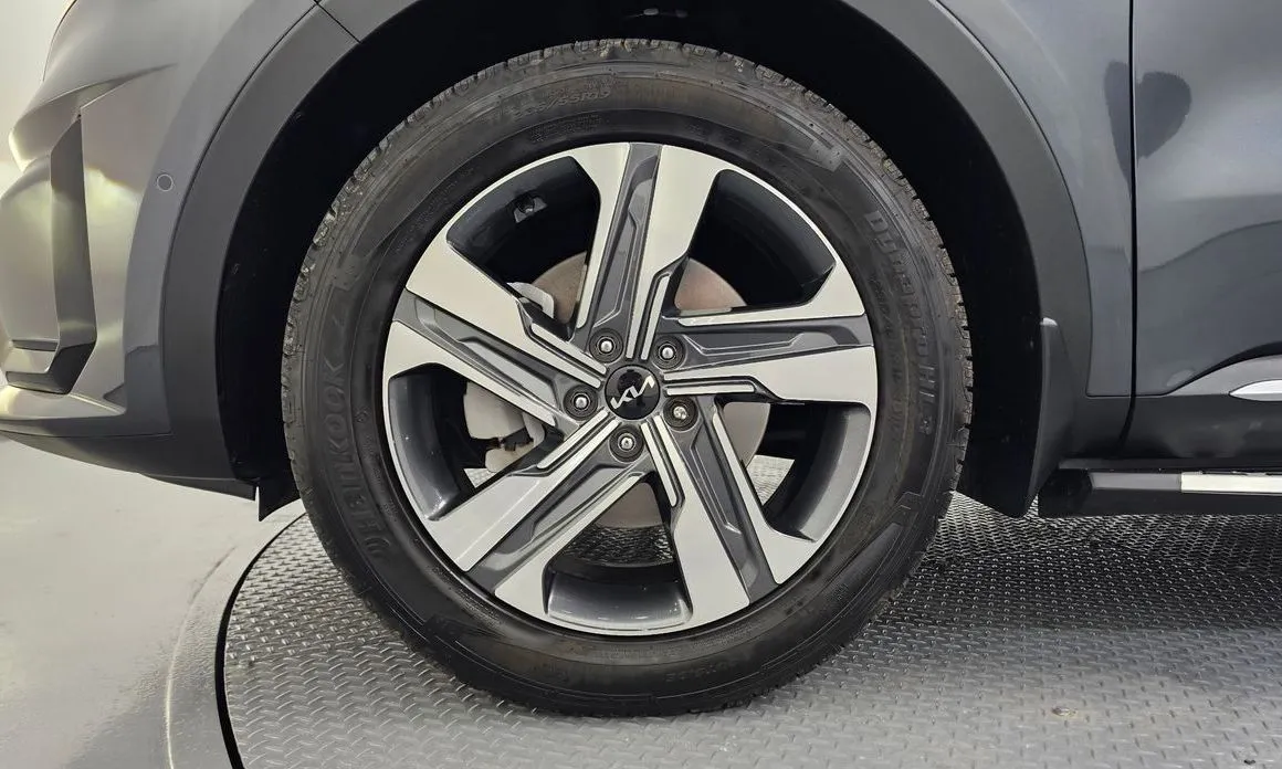 Kia Sorento — фото 6