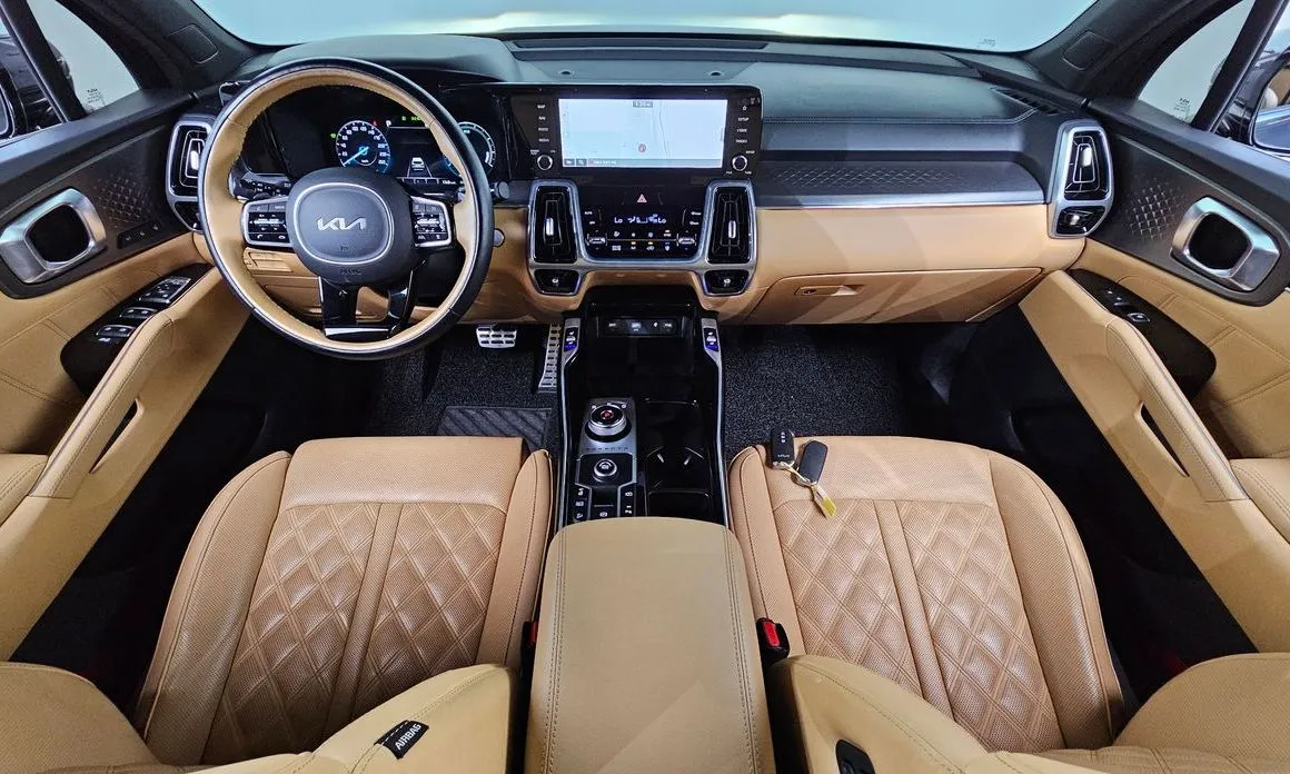 Kia Sorento — фото 8