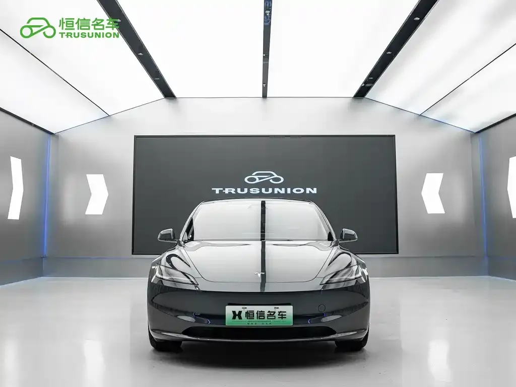 Tesla Model 3 — фото 2
