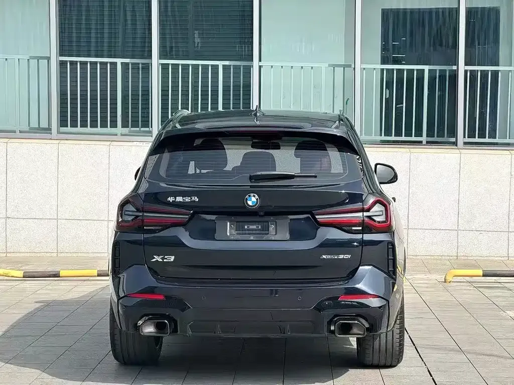 BMW X3 — фото 9