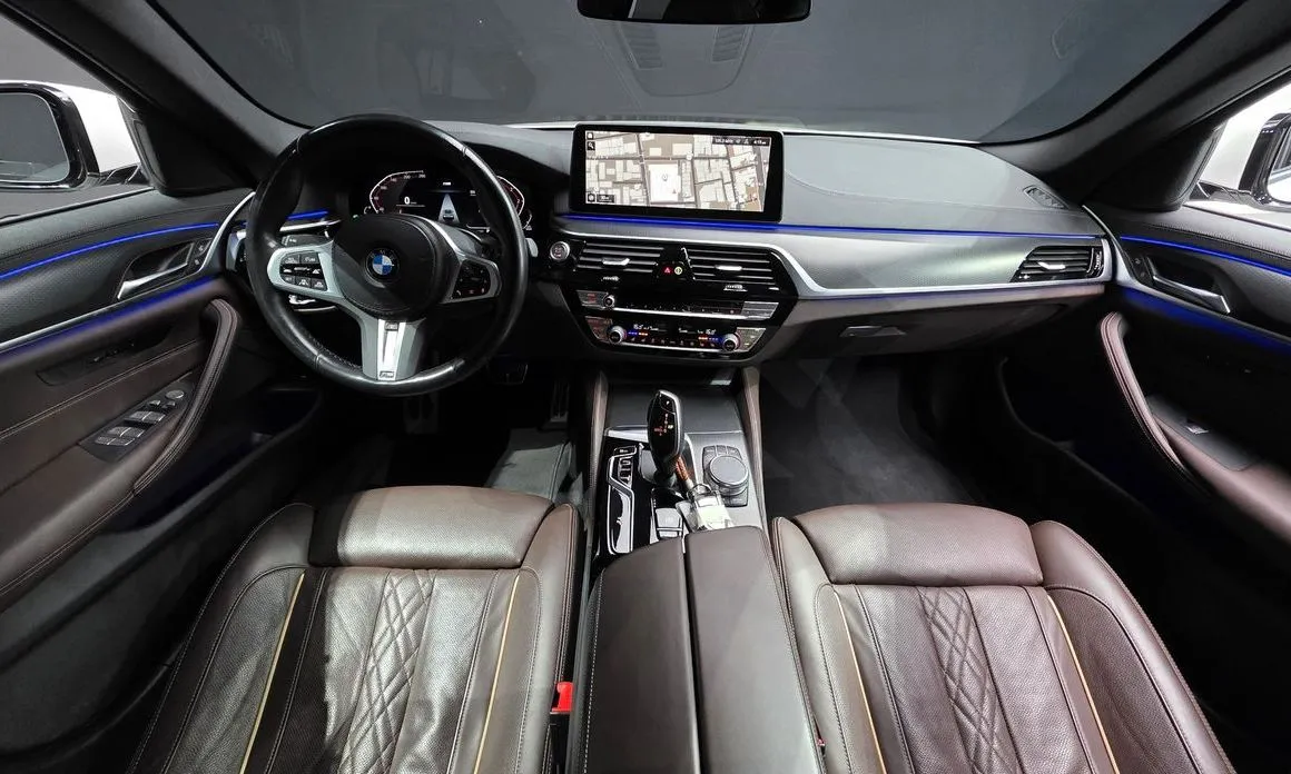 BMW 5-Series — фото 10