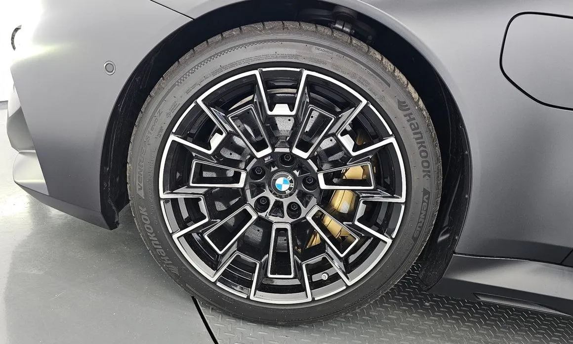 BMW M5 — фото 4