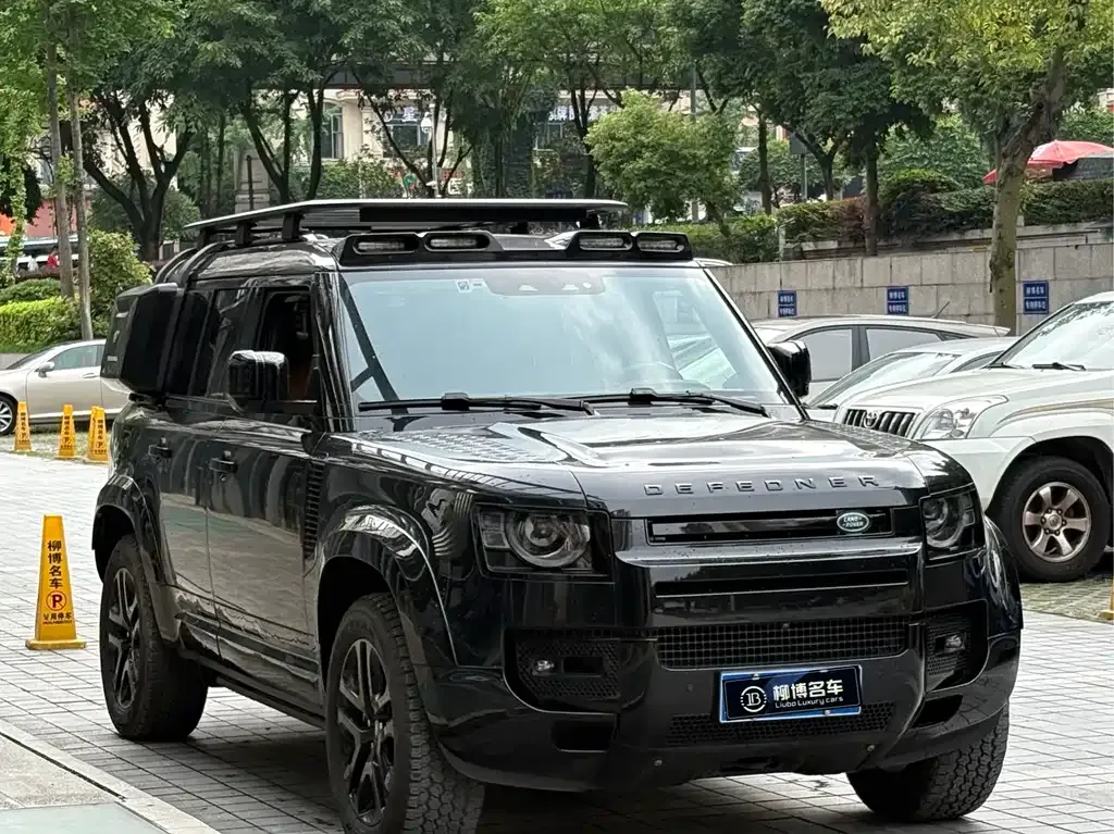 Land Rover Defender — фото 9