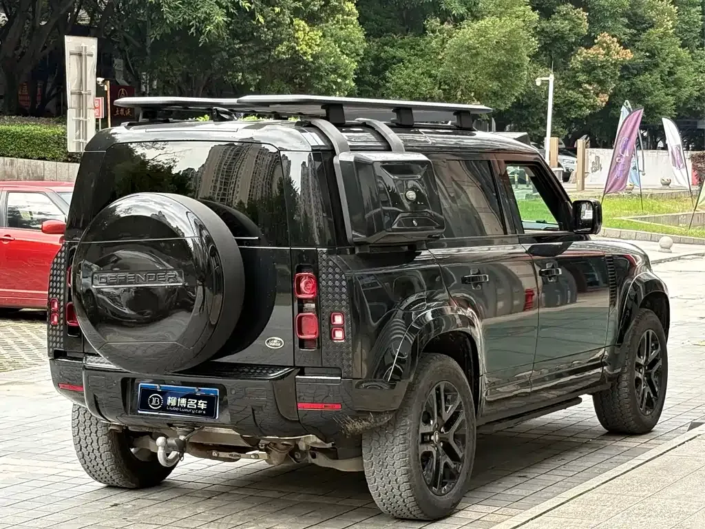 Land Rover Defender — фото 8