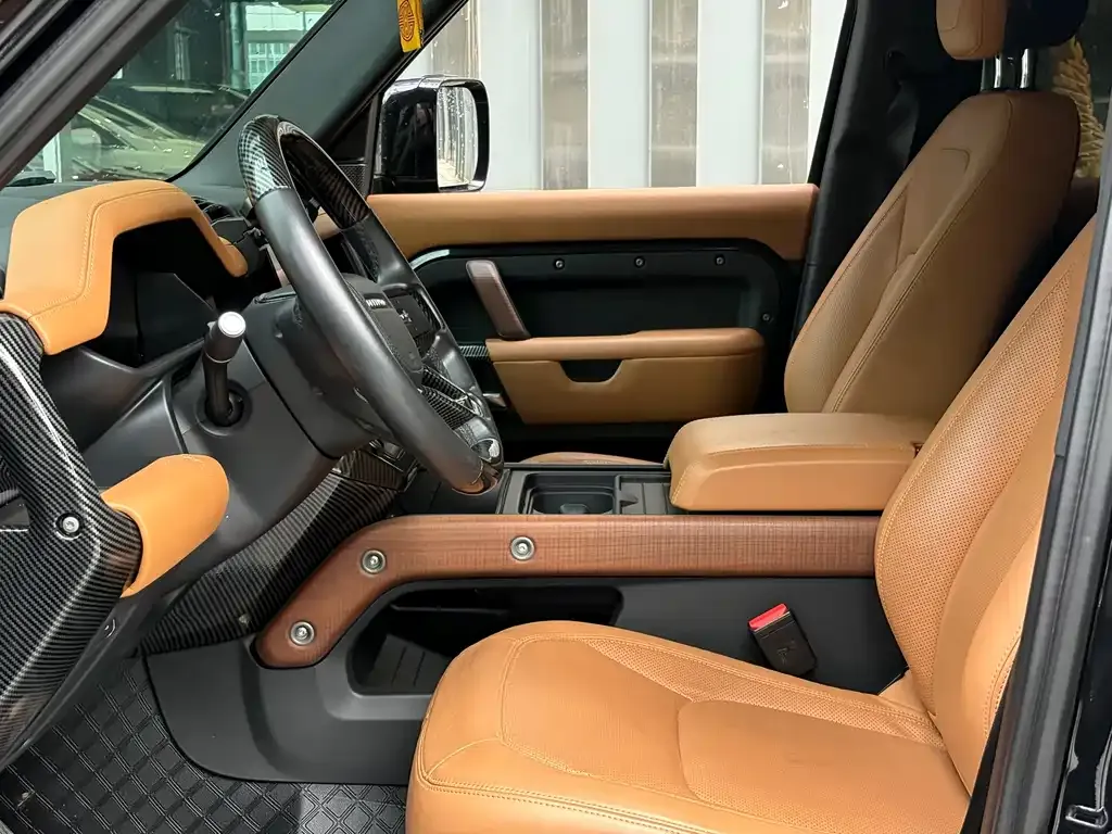 Land Rover Defender — фото 6