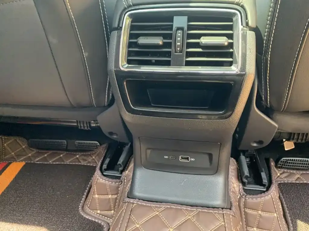 Skoda Kodiaq GT — фото 6