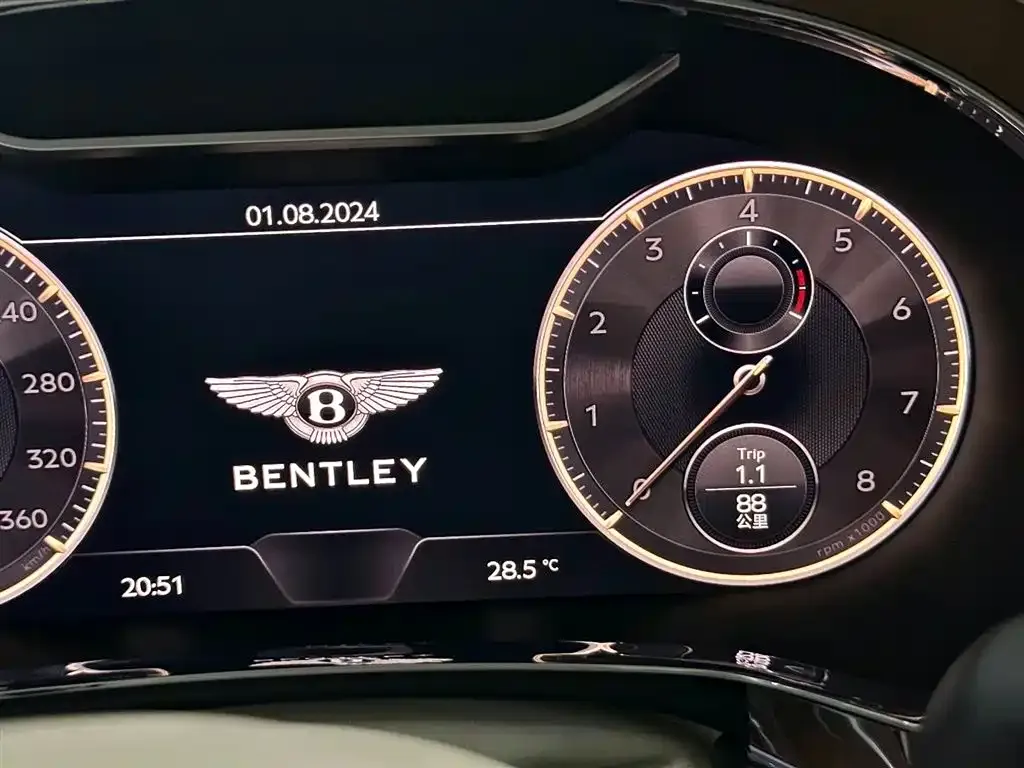 Bentley Flying Spur — фото 3