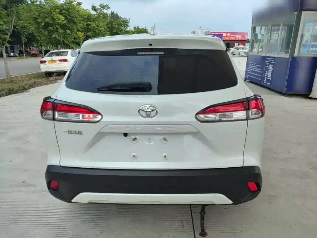 Toyota Corolla Cross — фото 7