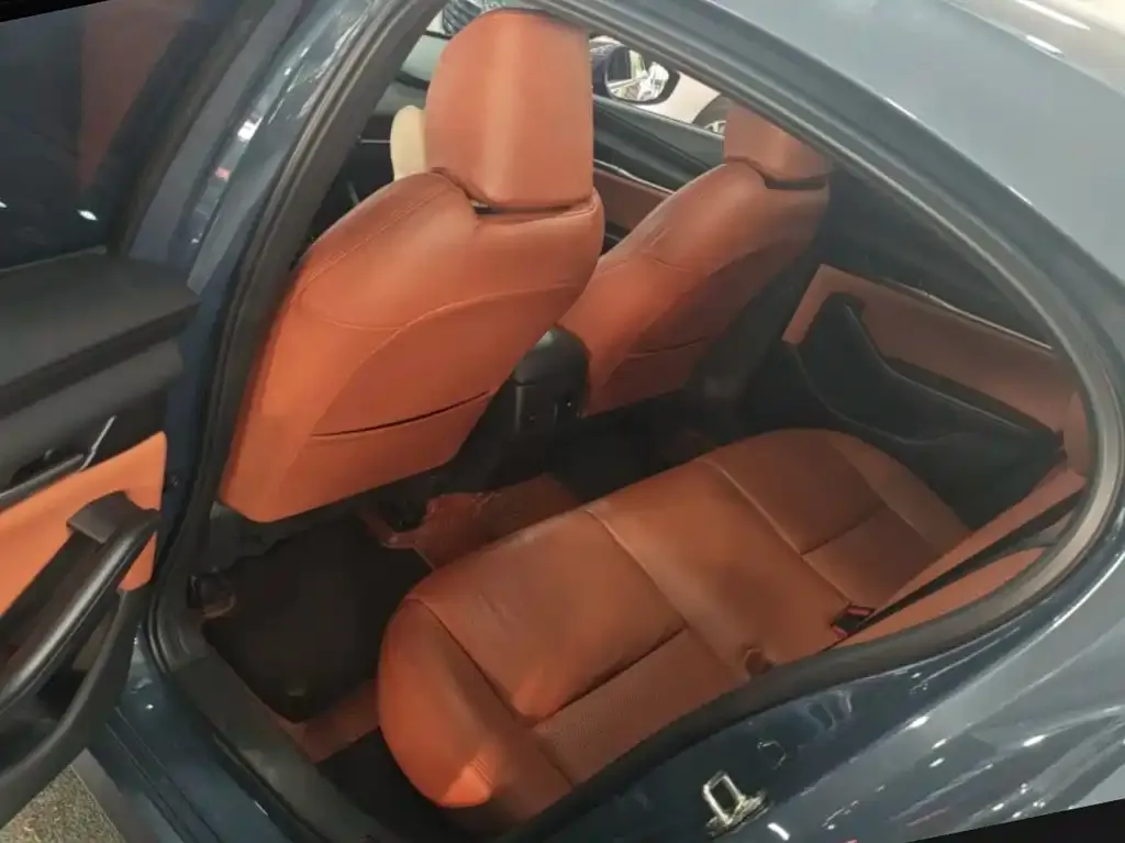 Mazda 3 Axela 2023 из CN, фото 6