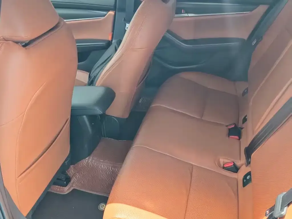 Mazda 3 Axela 2023 из CN, фото 5